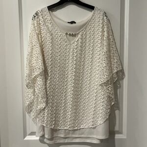 🦄 Elegant Cream Lace Women's Top Size 2X